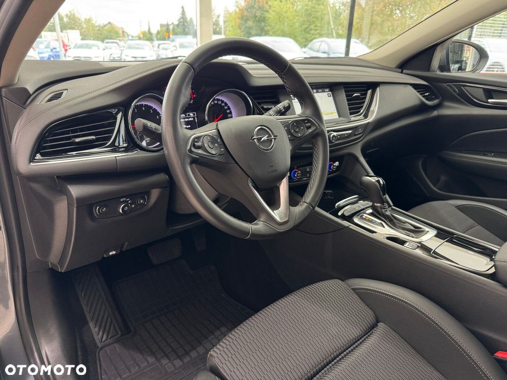 Opel Insignia 1.5 T Innovation S&S - 8