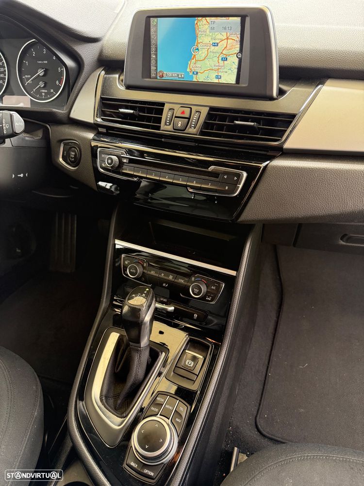 BMW 216 Gran Tourer d Aut. Luxury Line - 10