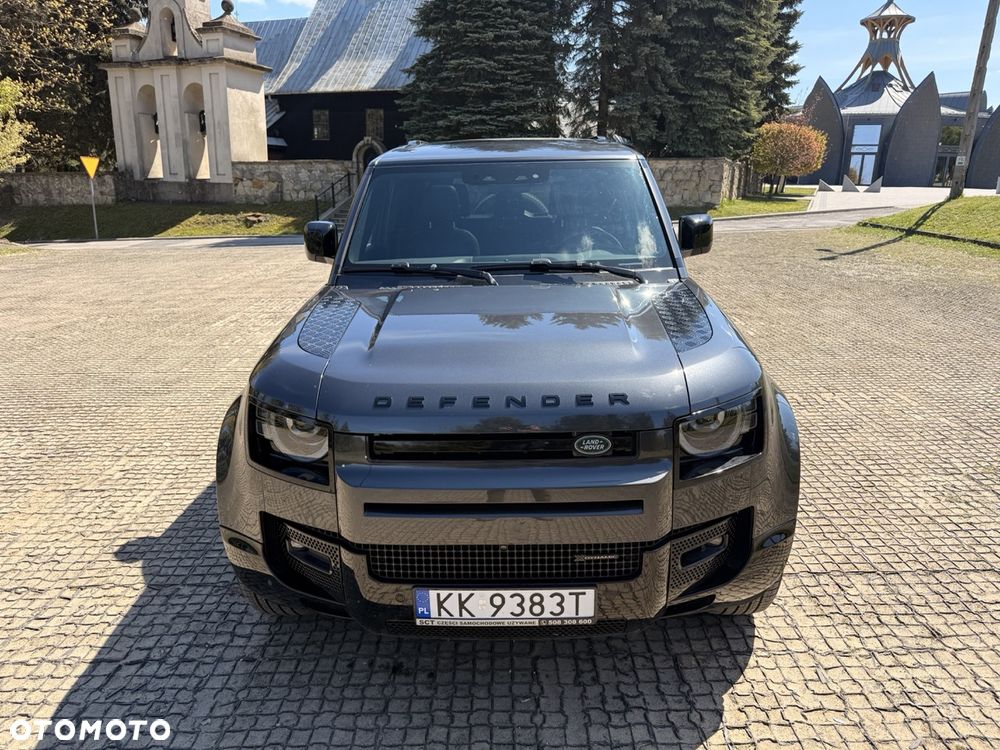 Land Rover Defender - 3