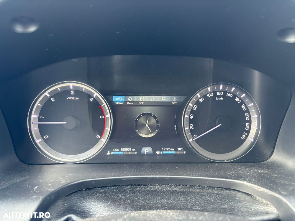 SsangYong REXTON 2.2 e-XDi 220 4WD Aut. Noblesse - 13