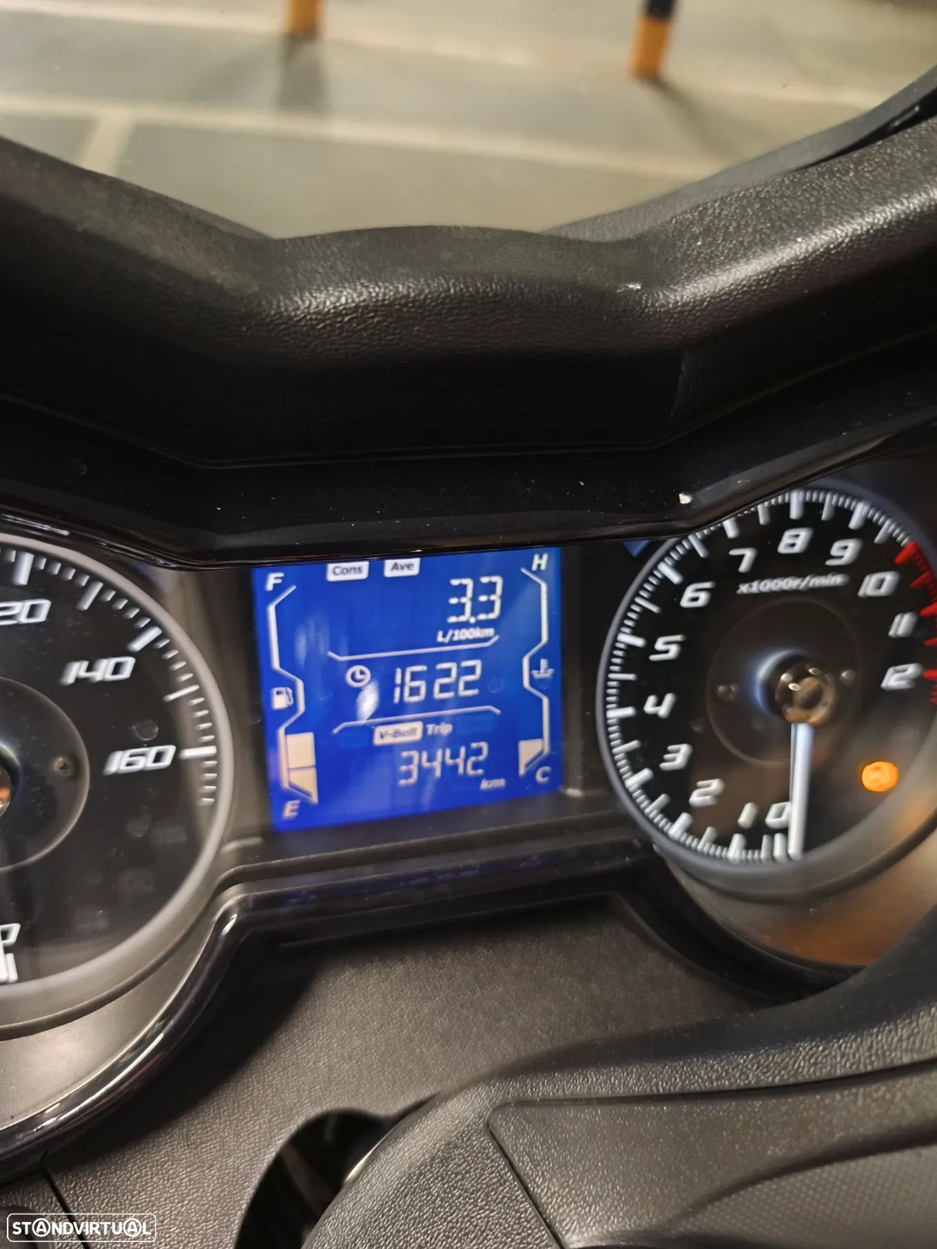 Yamaha 125 Tech MAX - 4