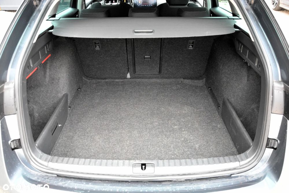 Skoda Octavia 2.0 TDI Style DSG - 35