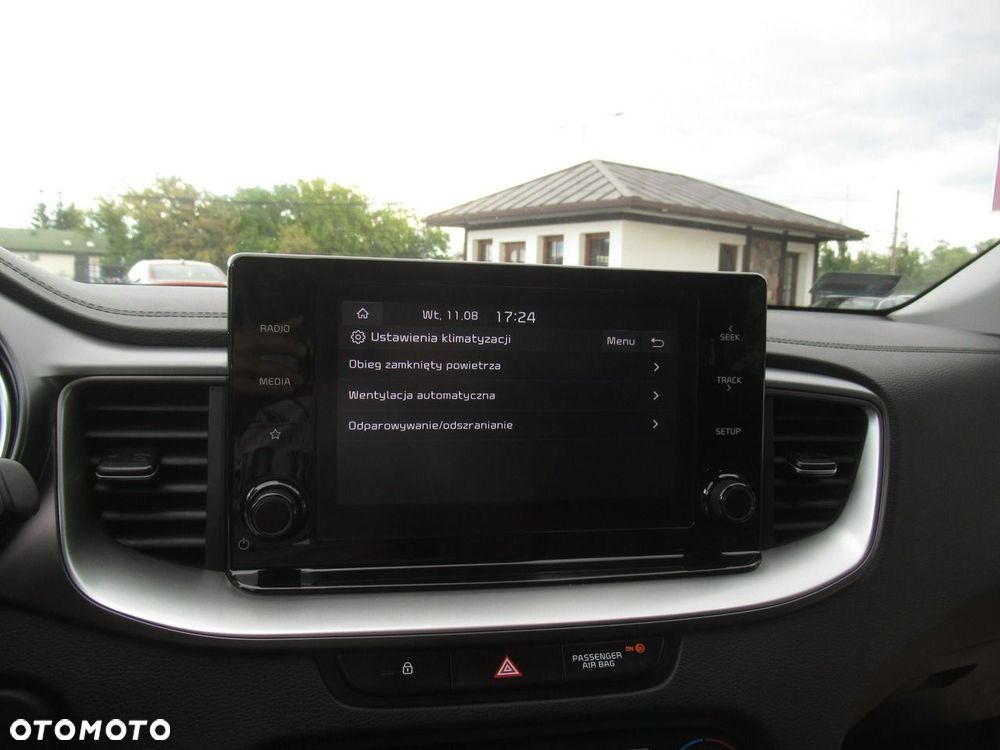 Kia Ceed 1.5 T-GDI M - 25