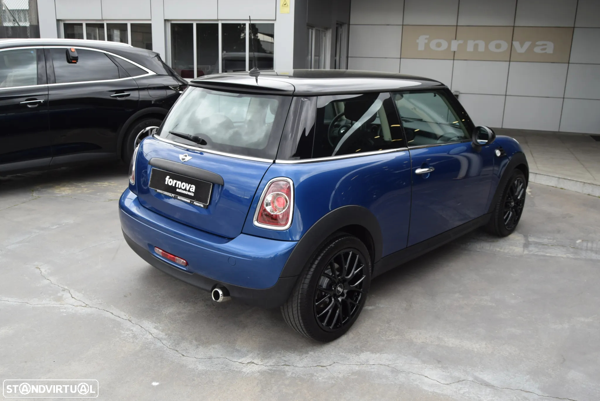 MINI 3 Portas One D - 6