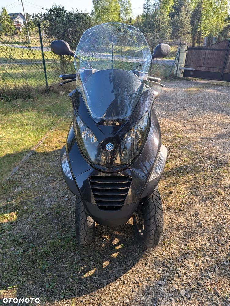 Piaggio MP-3 - 6
