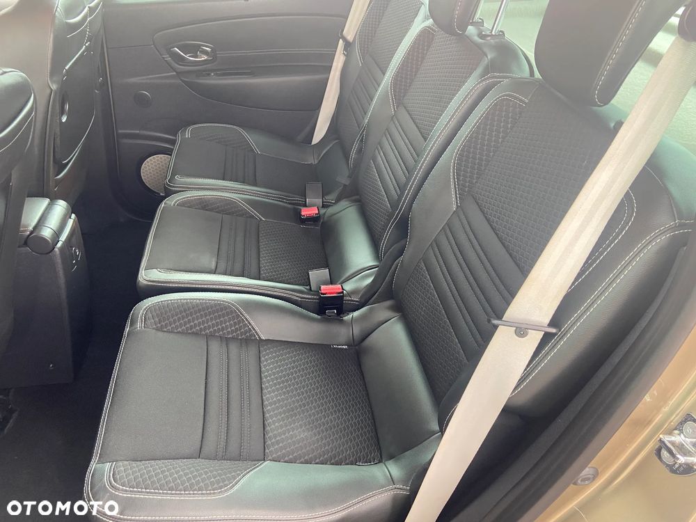 Renault Scenic Energy TCe 130 S&S Bose Edition - 39