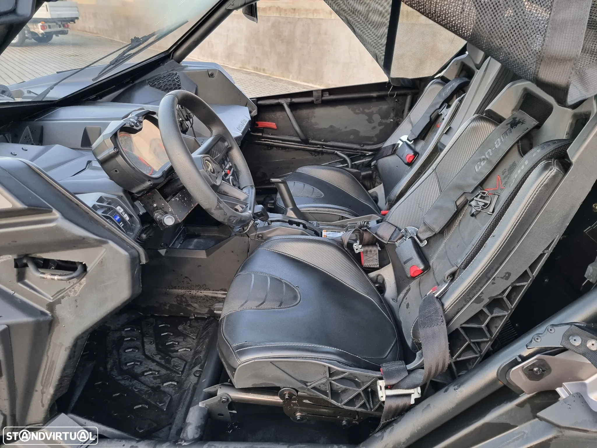Can-Am Maverick X3 XDS TURBO R - 15