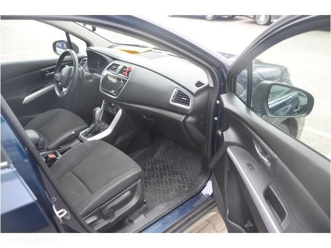 Suzuki SX4 S-Cross 1.4 T Premium - 28