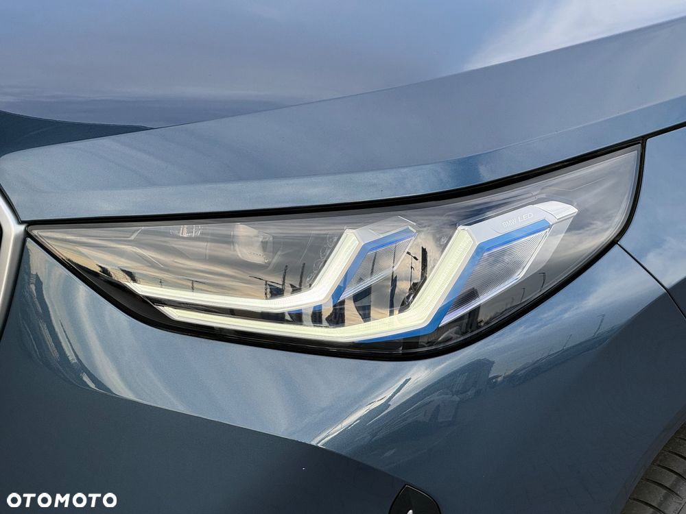 BMW X3 20 xDrive - 8