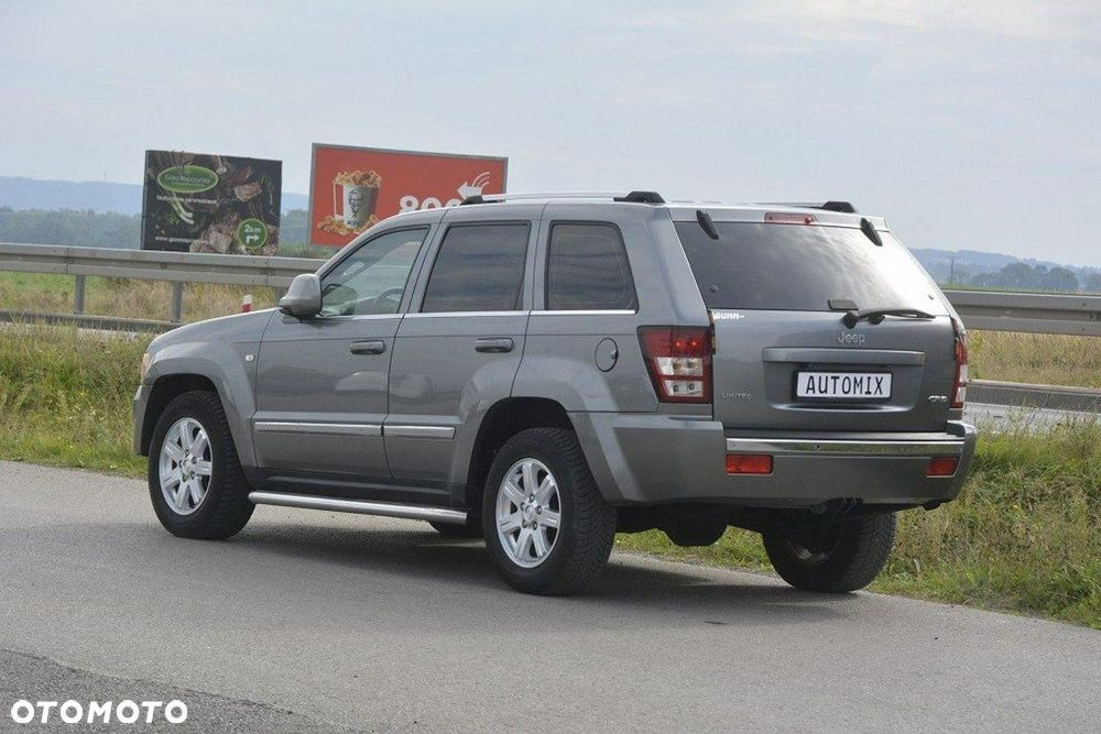 Jeep Grand Cherokee - 4