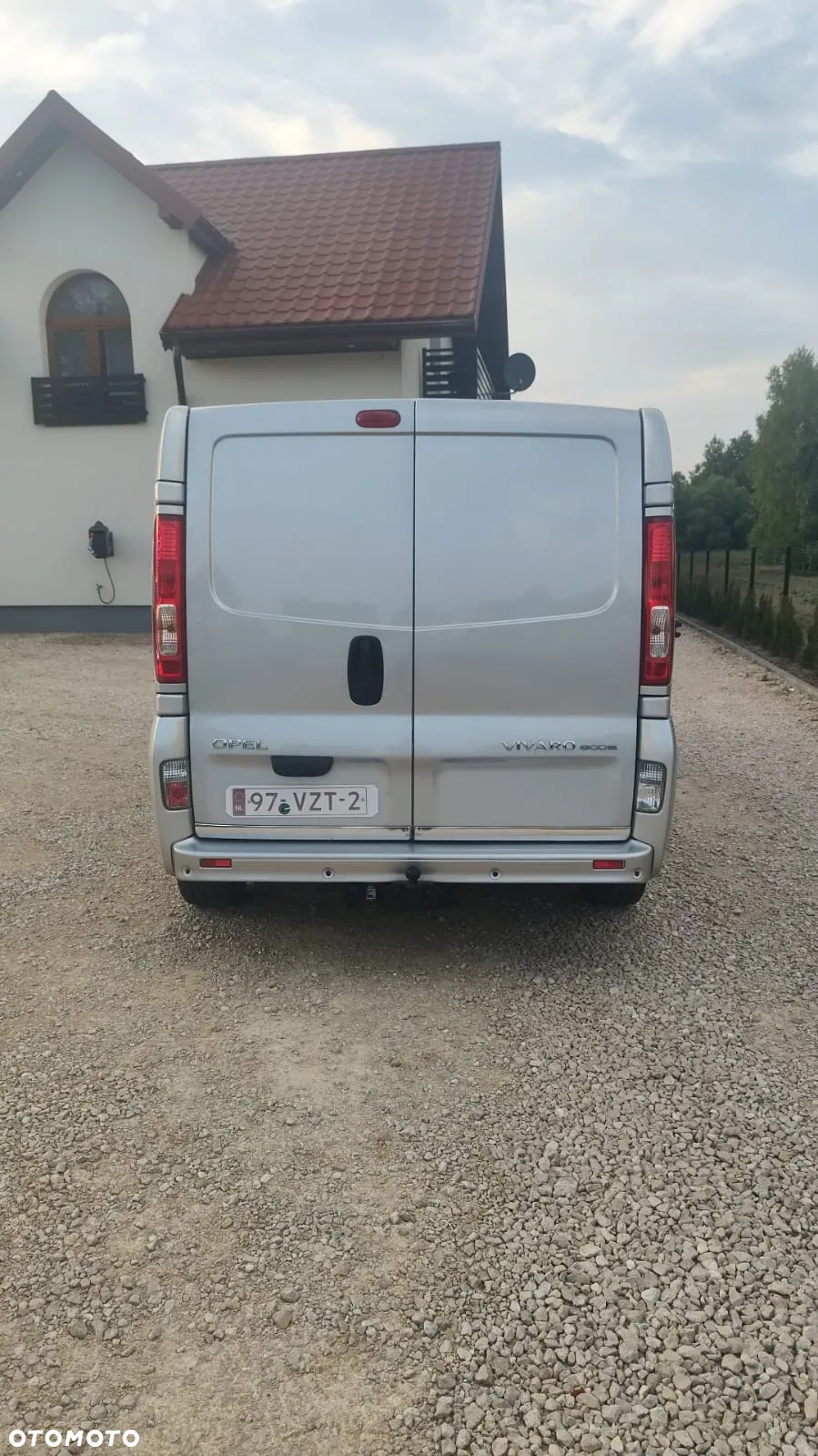 Opel Vivaro - 18