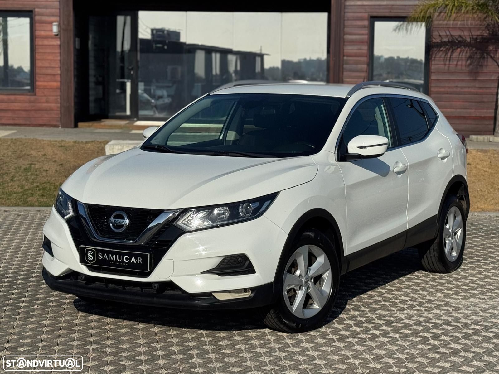 Nissan Qashqai 1.5 dCi N-Connecta - 1