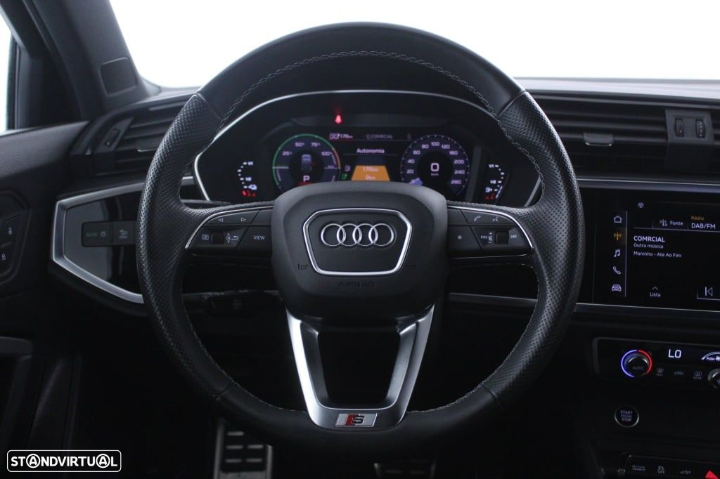 Audi Q3 Sportback 45 TFSIe S line S tronic - 19
