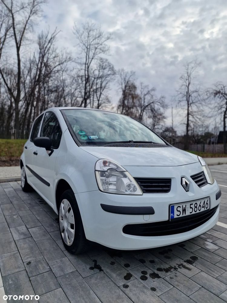 Renault Modus - 1