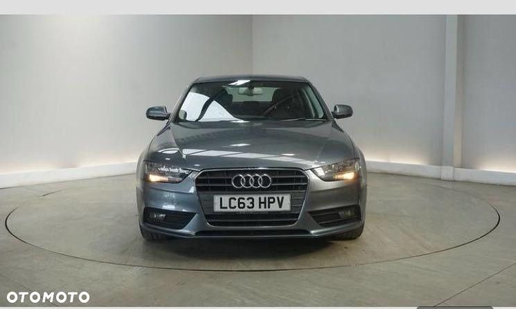 Audi A4 - 1