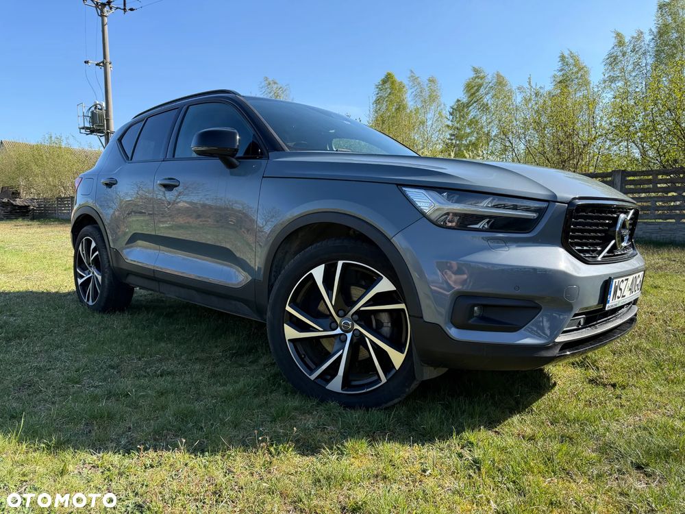 Volvo XC 40 T5 AWD Geartronic R-Design - 1