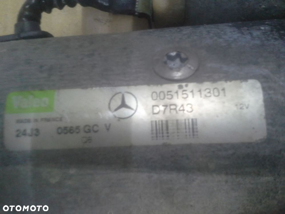 Mercedes Benz 2.2 CDi rozrusznik Valeo D7R43  0051511301 - 2