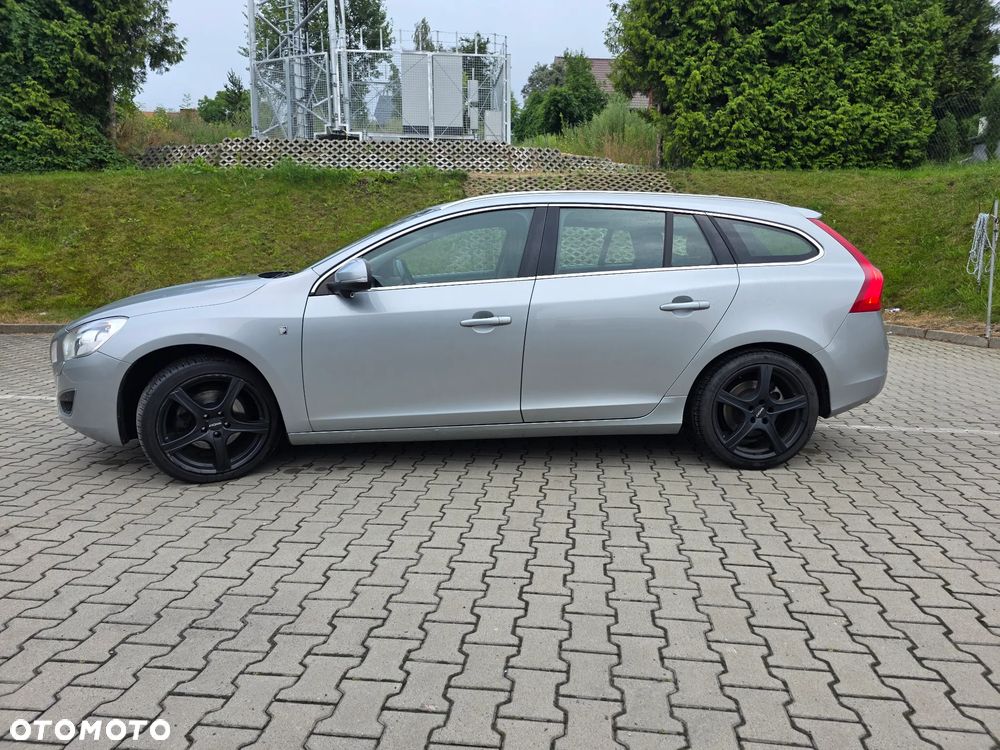 Volvo V60 D3 Ocean Race - 12