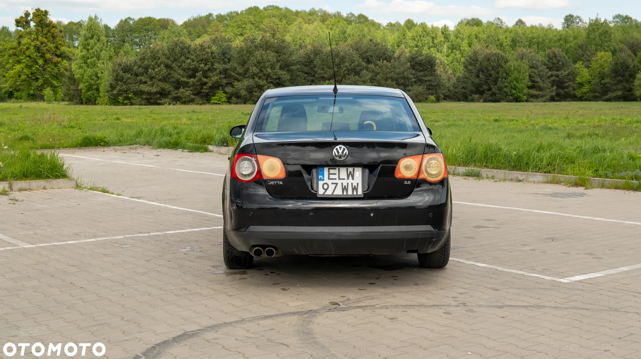 Volkswagen Jetta 2.5 - 3