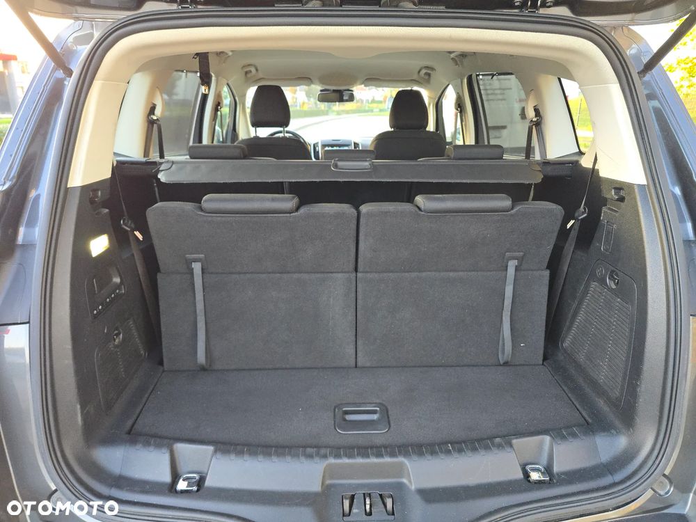 Ford S-Max - 20
