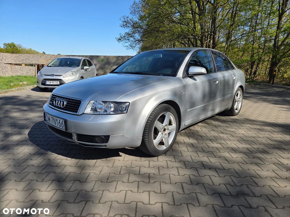 Audi A4 Limousine - 7