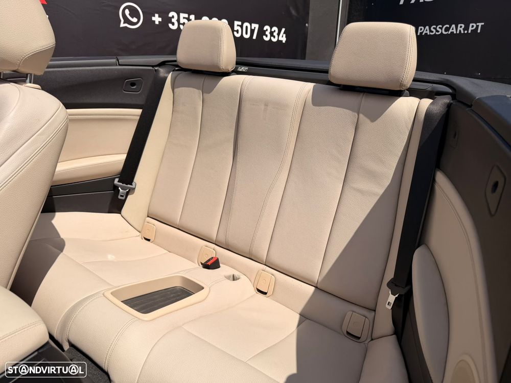 BMW 220 d Cabrio Pack M Auto - 11