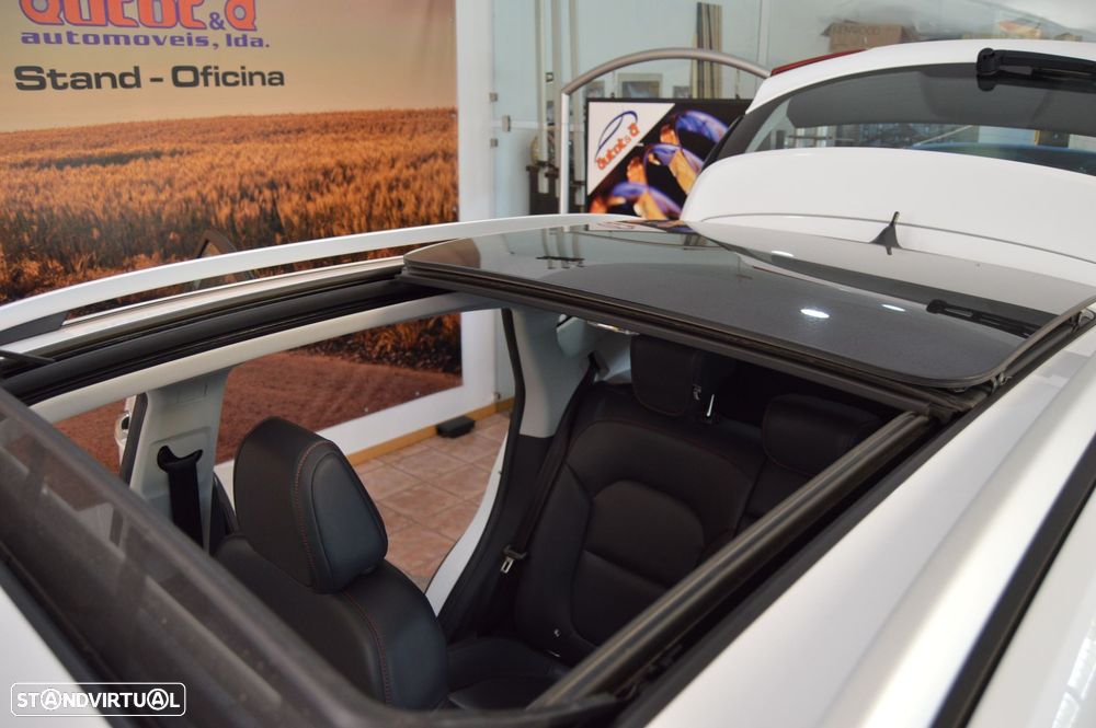 MG ZS EV 72.6 kWh Luxury - 16