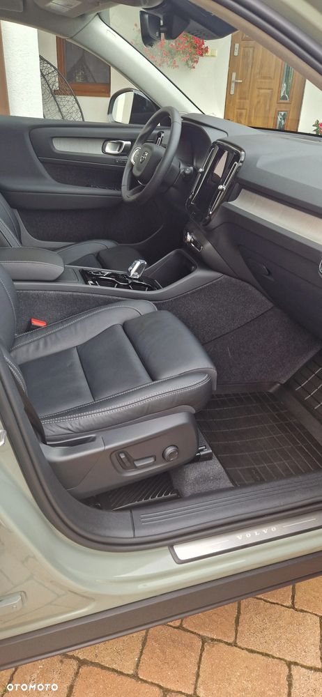 Volvo XC 40 - 12