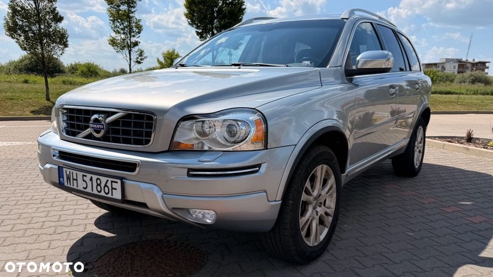 Volvo XC 90 - 9