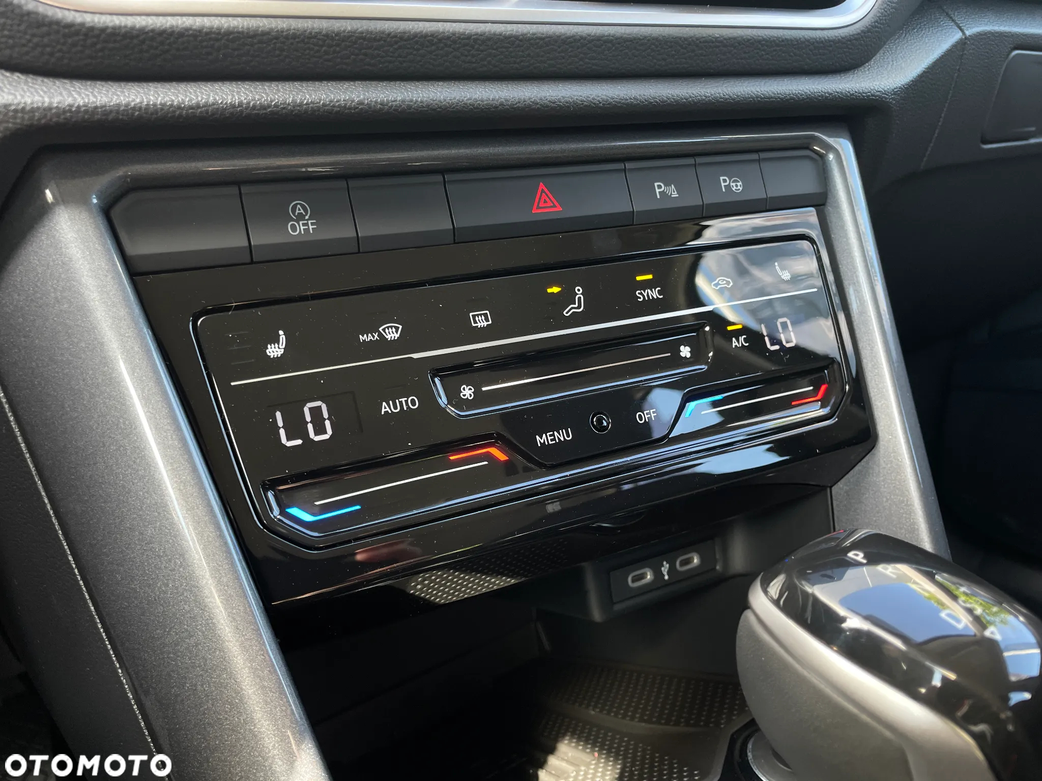 Volkswagen T-Roc 1.5 TSI Style DSG - 23