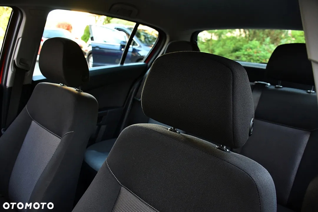 Opel Astra 1.6 Active - 30