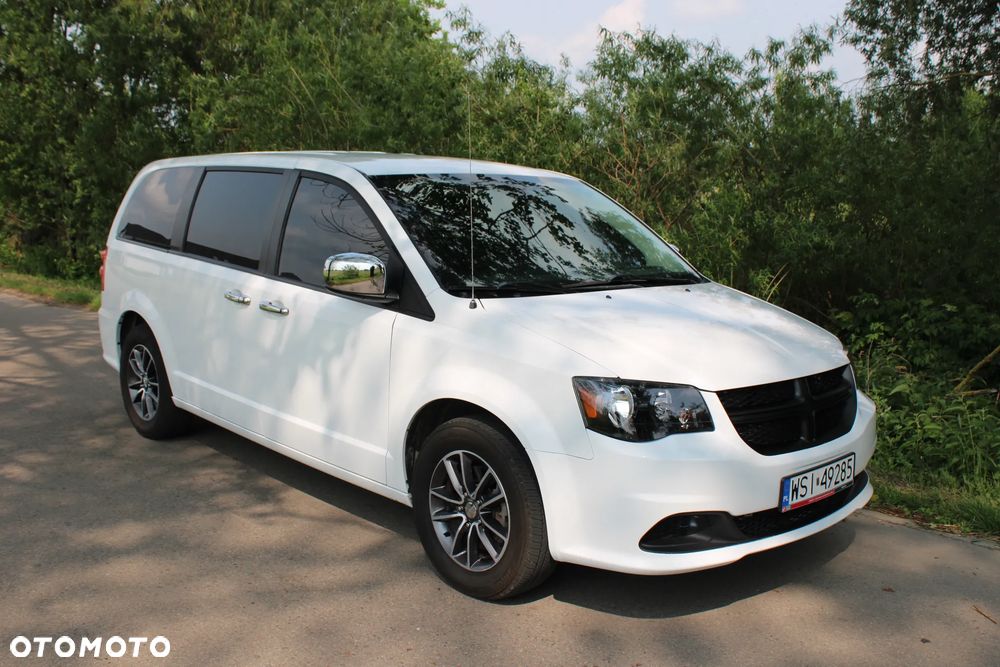 Dodge Grand Caravan - 1
