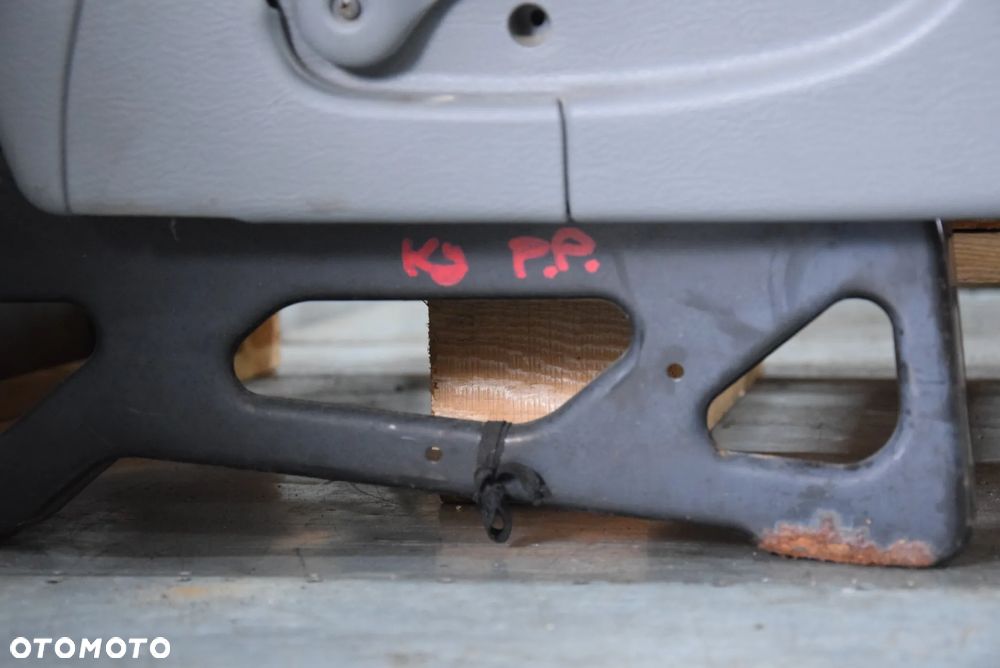 JEEP CHEROKEE KJ FOTEL PRAWY - 6