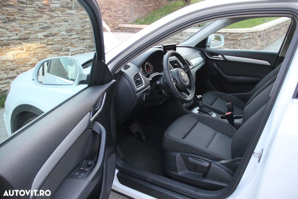 Audi Q3 2.0 TDI Quattro S tronic - 11