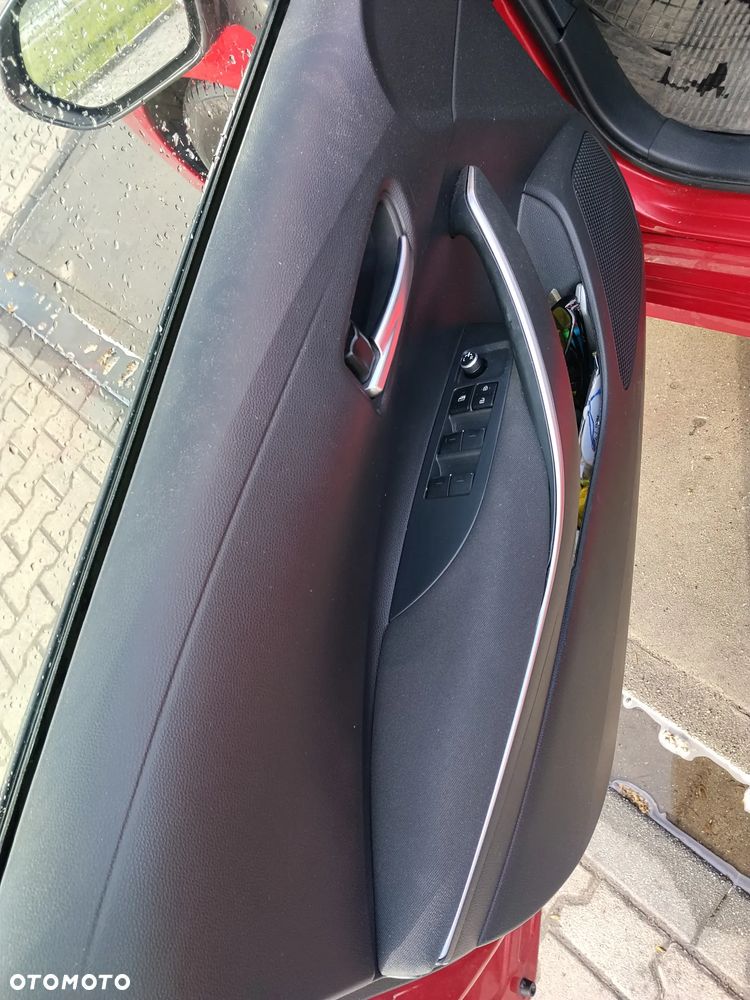 Toyota Corolla 1.8 Hybrid Comfort - 9
