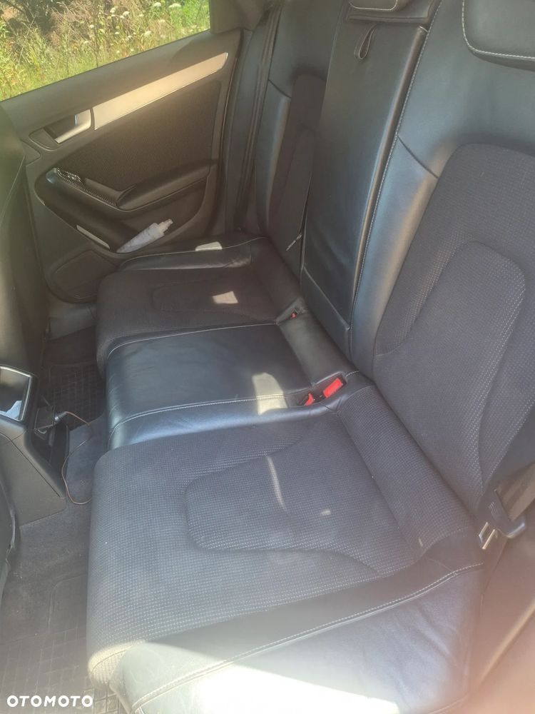 Audi A4 Limousine - 6