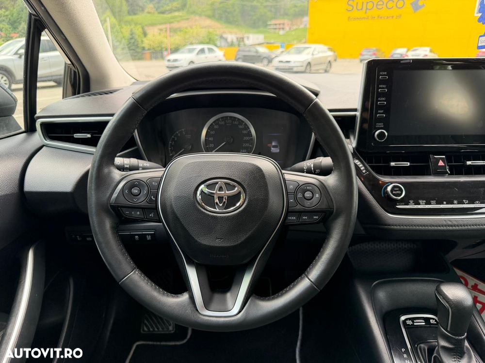 Toyota Corolla 1.8 HSD Dynamic - 11