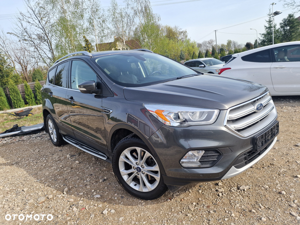 Ford Kuga 1.5 TDCi 2x4 Titanium