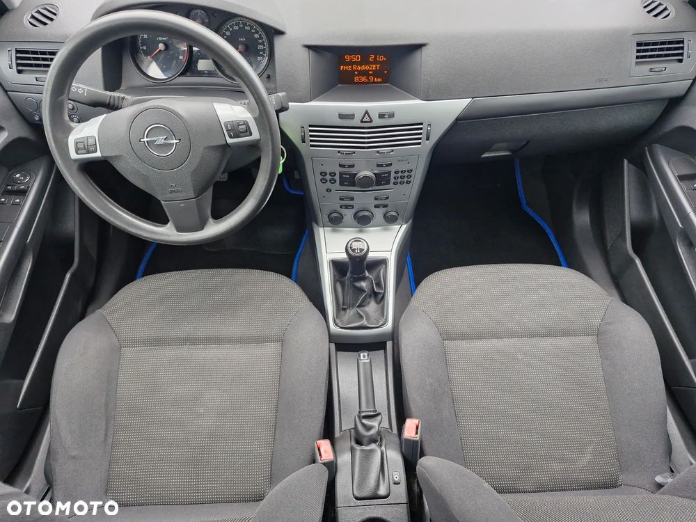 Opel Astra 1.6 Enjoy - 28