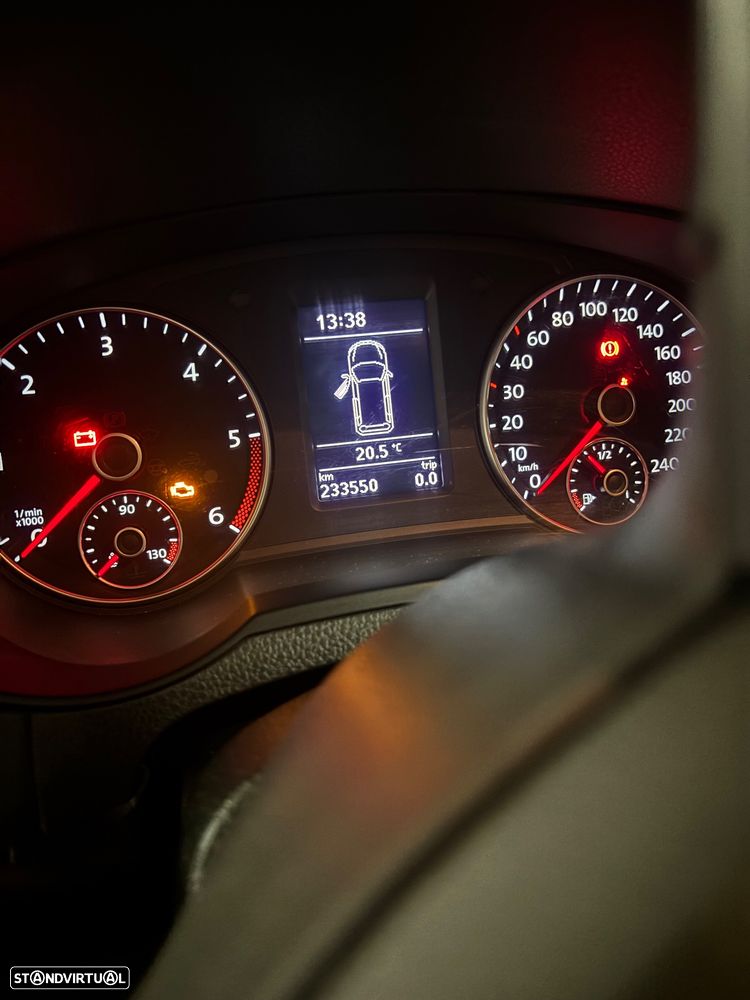 VW Sharan 2.0 TDI Highline - 18