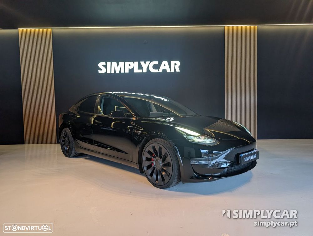 Tesla Model 3 - 3