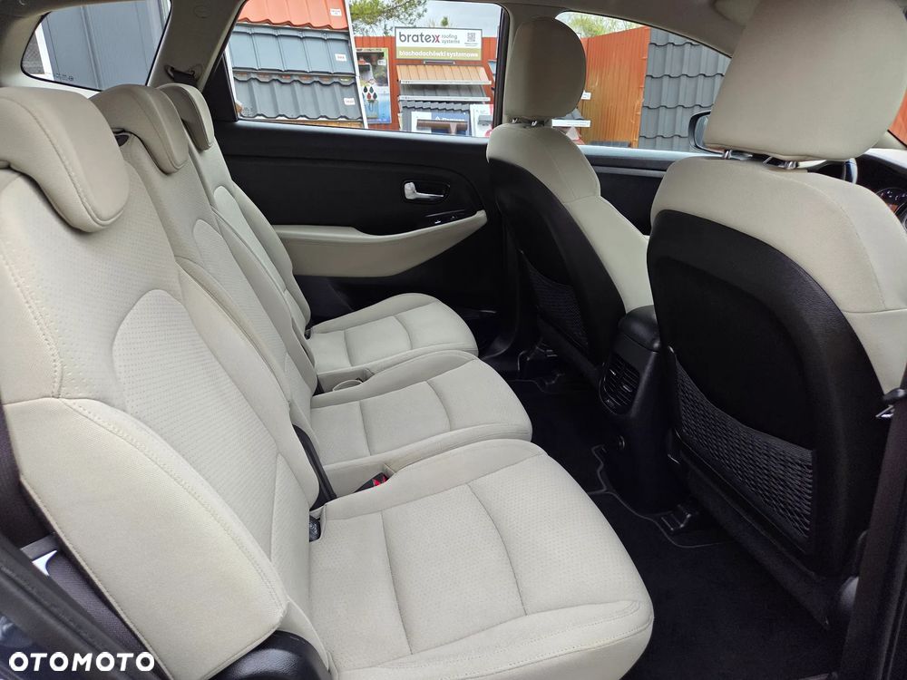 Kia Carens 1.6 GDI Edition 7 - 17