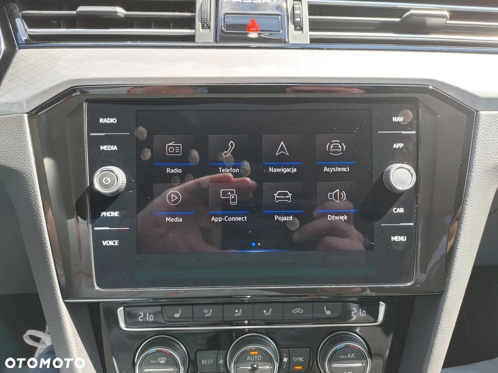Volkswagen Passat Variant 2.0 TDI Business DSG - 13
