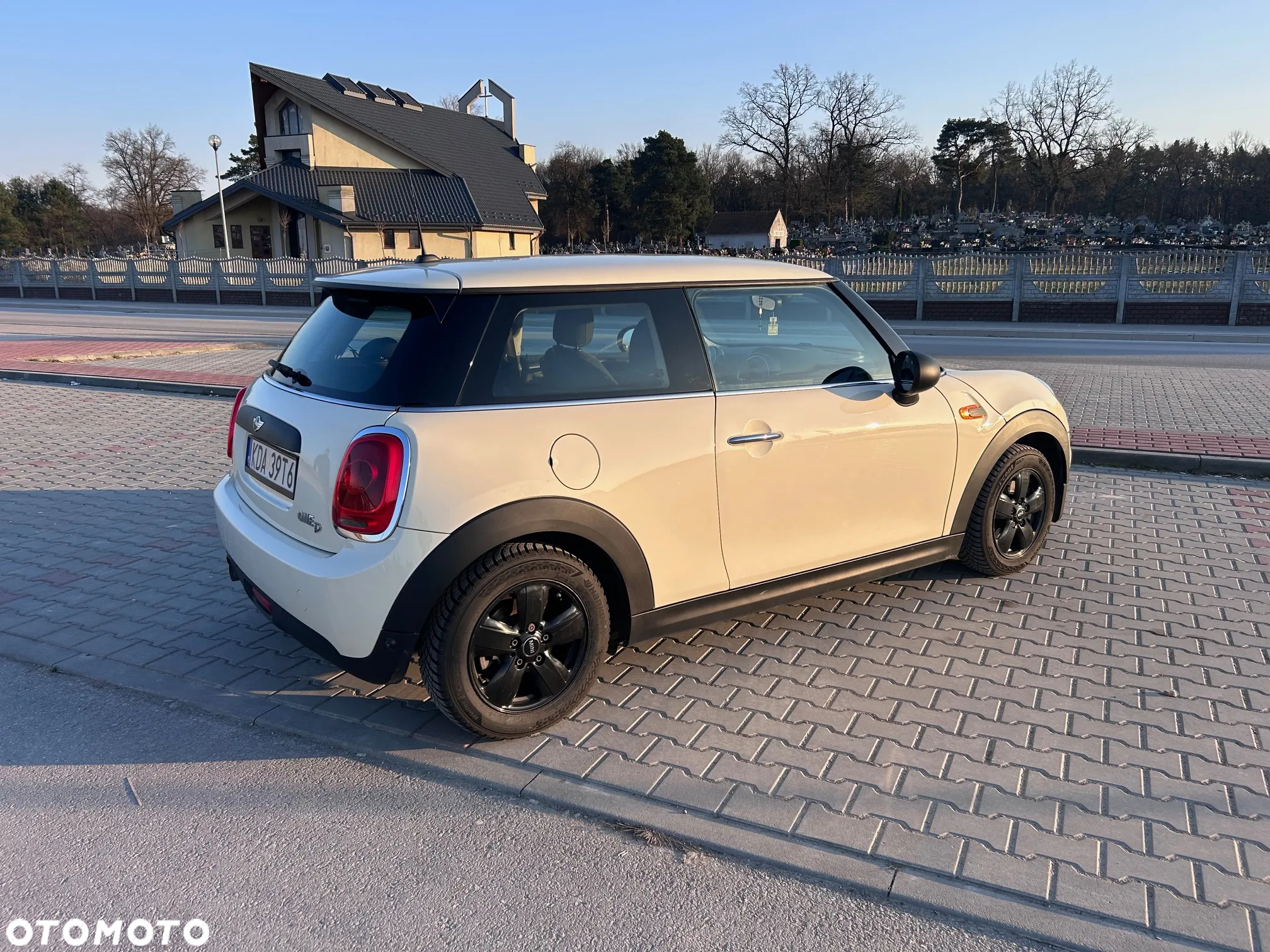 MINI ONE D - 6