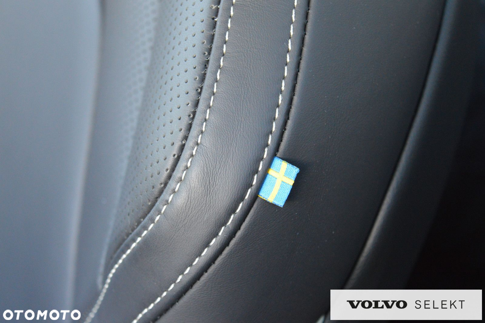 Volvo V90 Cross Country - 24