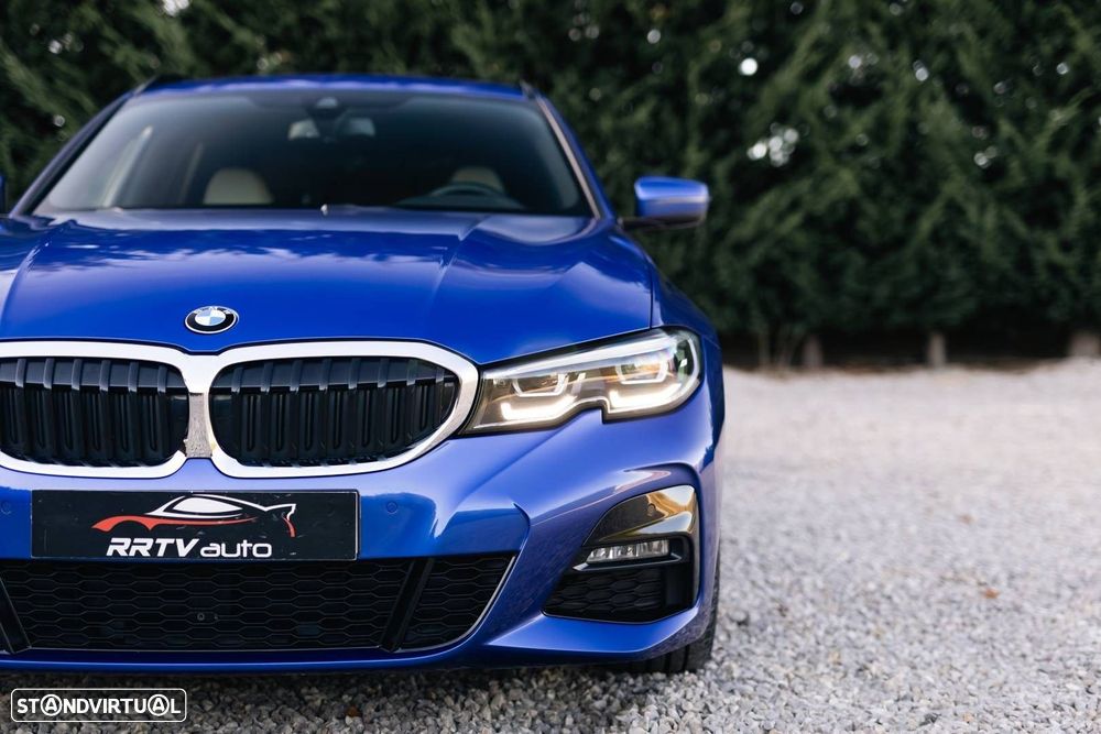 BMW 320 d Pack Desportivo M Auto - 23