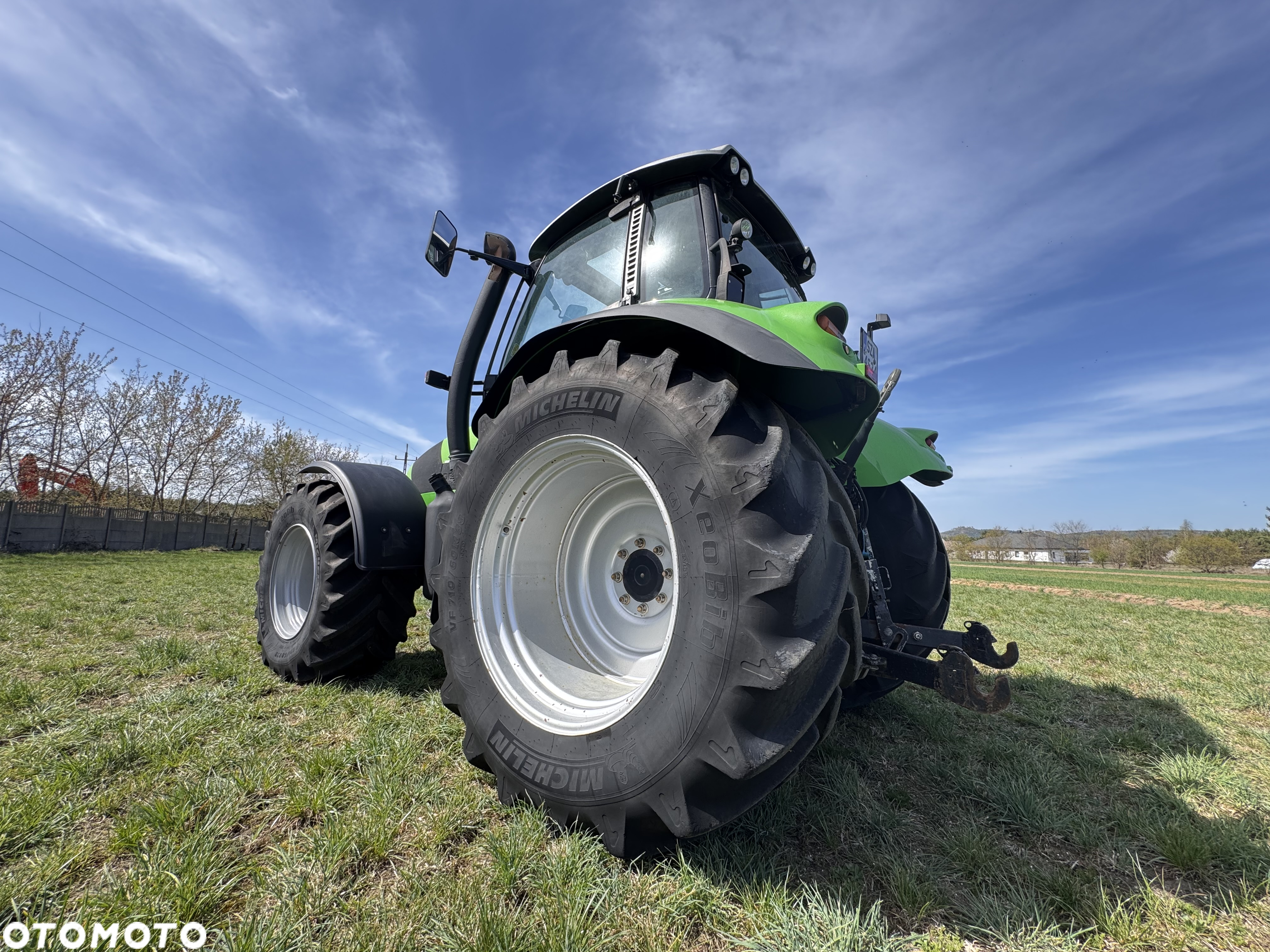 Deutz-Fahr Agrtorotn M625 - 9