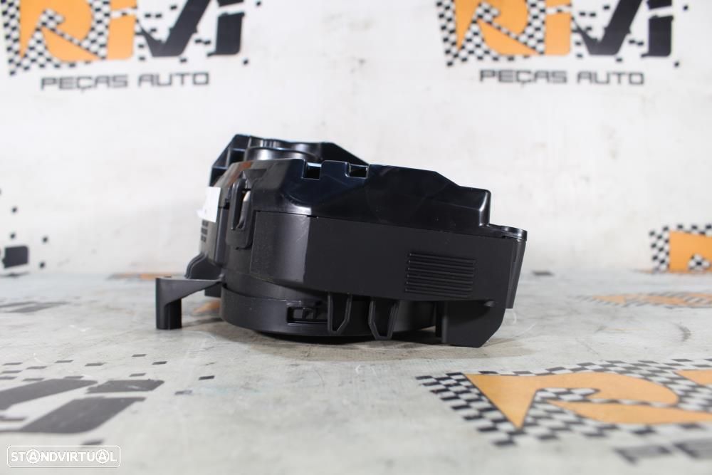 Quadrante Mercedes-Benz C-Class (W204)  A2049004408 / A2c33221900 - 3