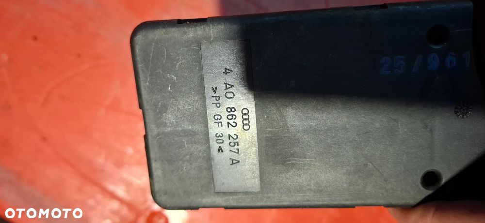 POMPKA CENTRALNEGO ZAMKA 4A0862257A AUDI A4 B5 SEDAN 94-99 - 3