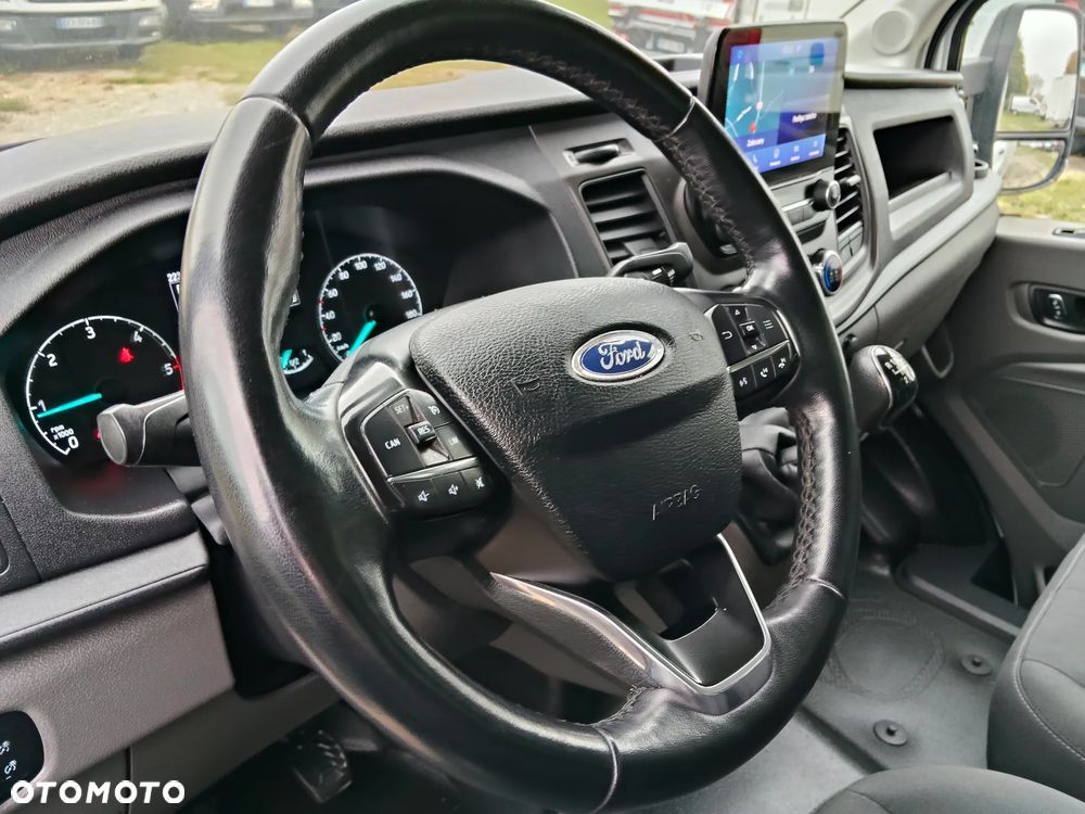 Ford Transit - 23